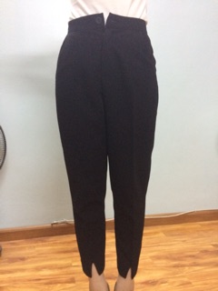 Quần baggy xẻ gấu