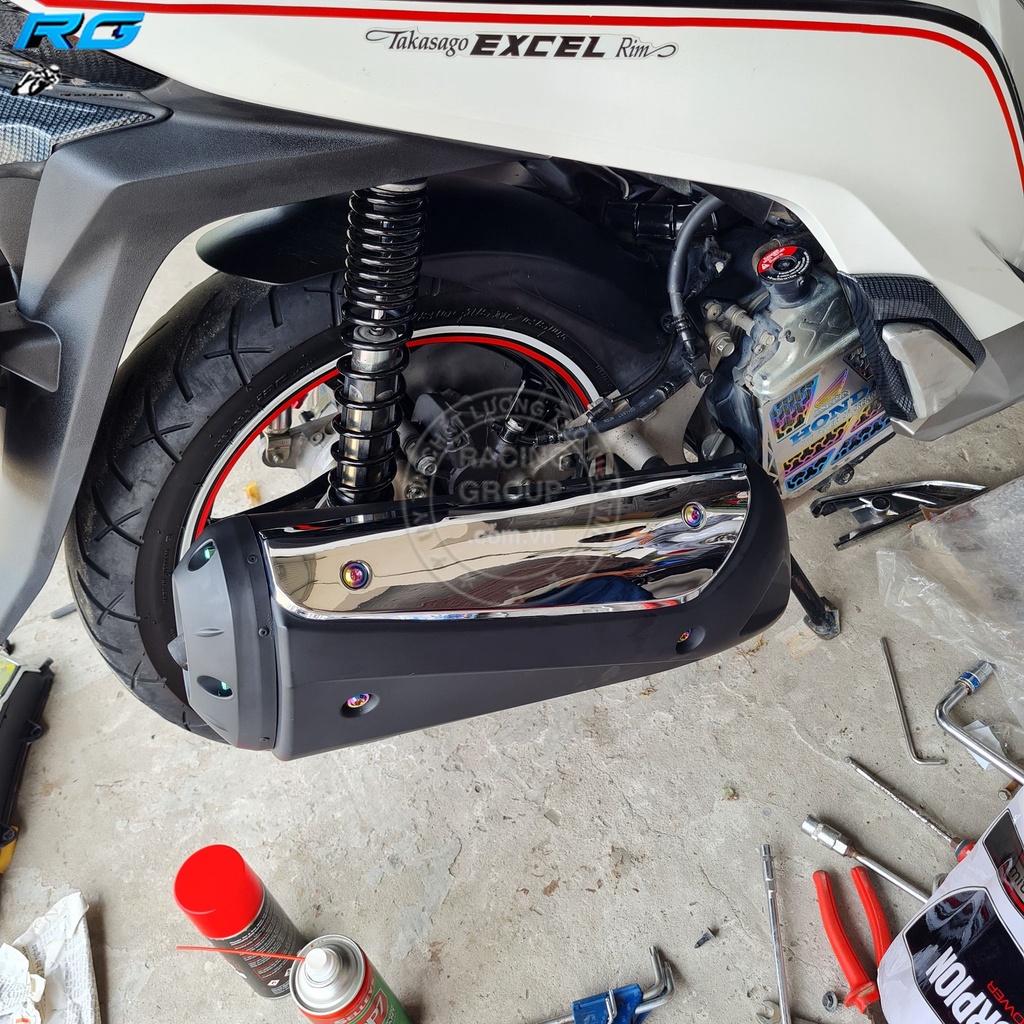 Ốp Pô Sh 300i ZHI.PAT Cho Sh 2017, 2018, 2019 Hàng Chính Hãng Bảo Hành 12 Tháng