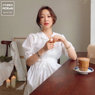 Váy sơmi trắng xếp ly