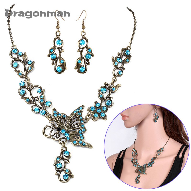 Bộ dây chuyền + bông tai hình bướm đính đá
