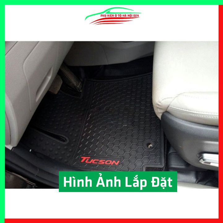 Thảm lót sàn cao su cho xe HYUNDAI TUCSON 2022-2023-2024 hàng chuẩn theo xe chịu lực tốt