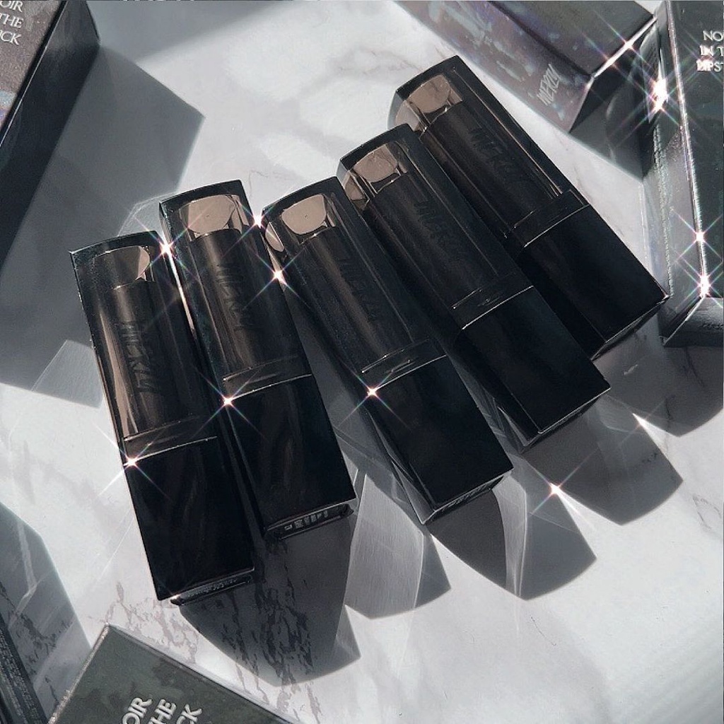 NEW 2021- Son thỏi MERZY NOIR IN THE LIPSTICK LAMII BEAUTY