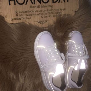 McQueen nữ phản quang