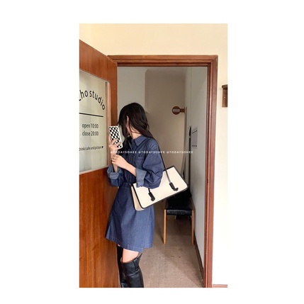 Túi trendy trắng sample