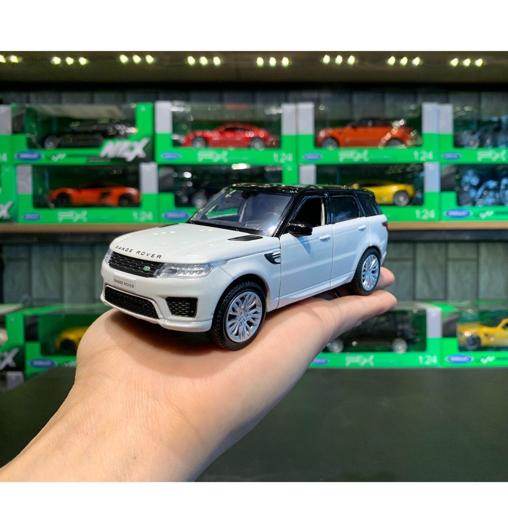 Mô hình xe Land Rover Range Rover Sport tỉ lệ 1:32 Hãng JACKIEKIM