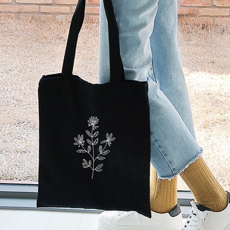 Túi xách tote màu đen có khoá vải canvas in hoạ tiết hoa cúc nhỏ