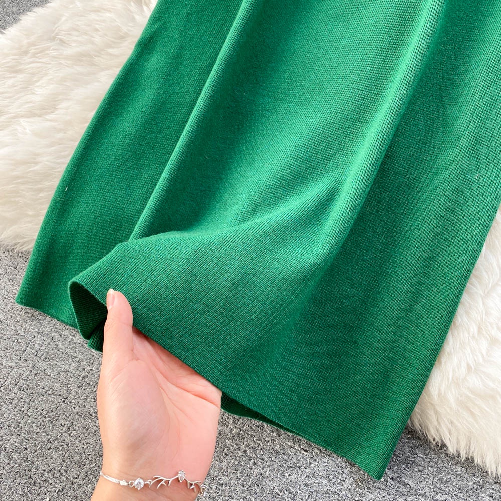 Đầm len cổ cao 3 phân dáng ôm dài