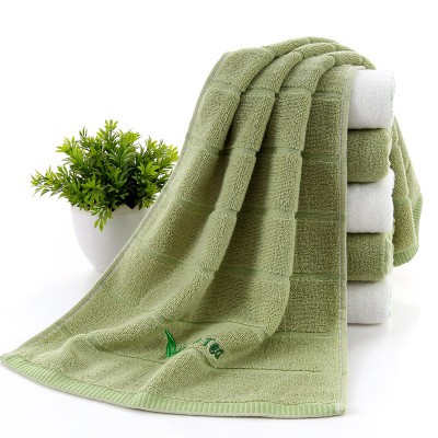 Khăn Mặt Cotton Màu Trà Xanh Matcha, Tím Lavender Đẹp Nhẹ Nhàng Size 35x75cm, Bông Dày Dặn, Mịn Và Siêu Thấm Hút