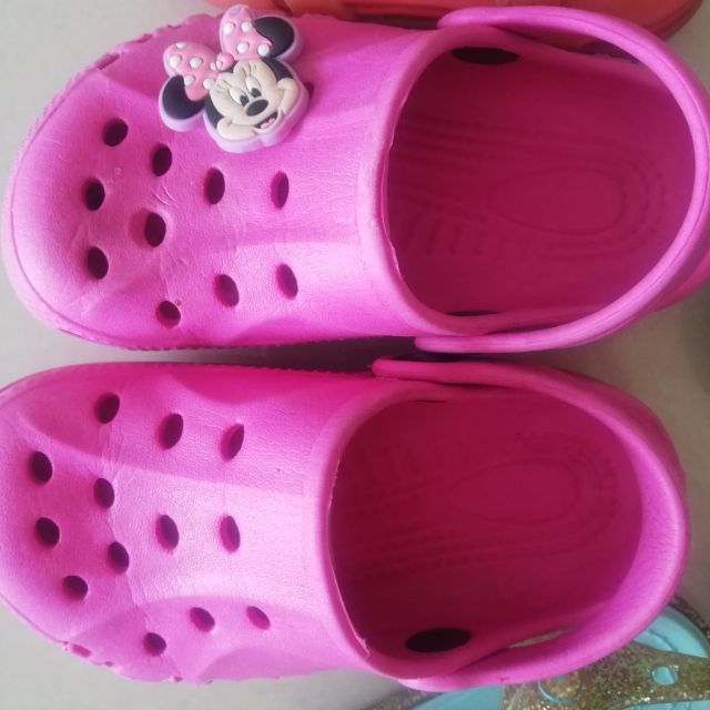 Thanh lí dép Crocs bé gái 2 tuổi - Size 24