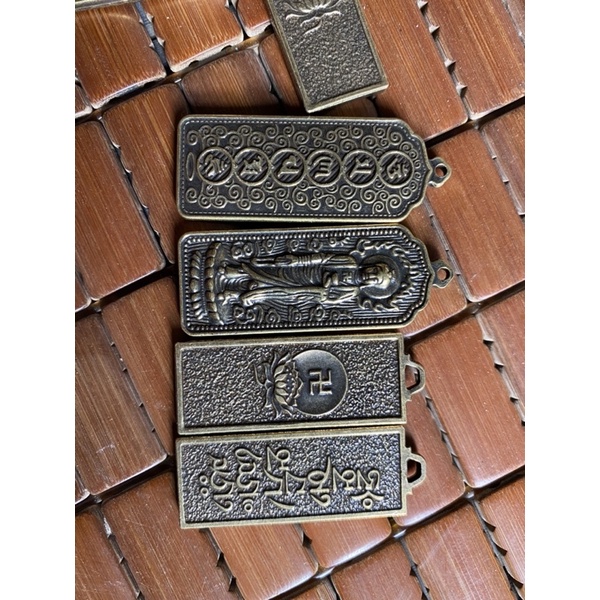 Móc khoá phong thuỷ + mặt dây chuyền đồng thau hình phật