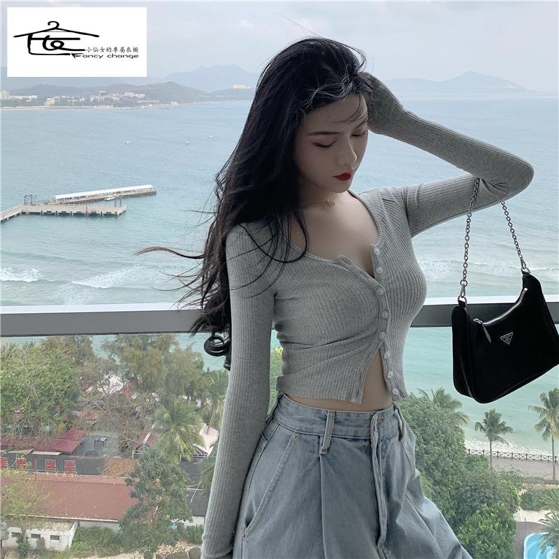 Áo Cardigan Dáng Ôm Tay Dài Màu Trắng Phong Cách Thời Trang Thu Đông Hàng Mới 2022