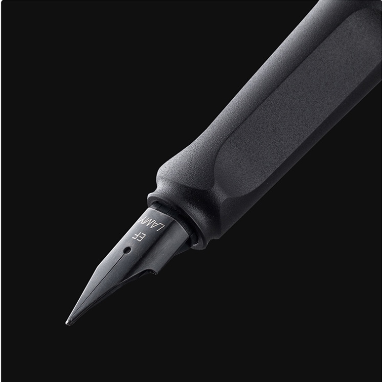 Bút Đài Phun Nước Safari umbra/Matt Đen /Charcoal /All Black 2018 Phiên Bản Giới Hạn