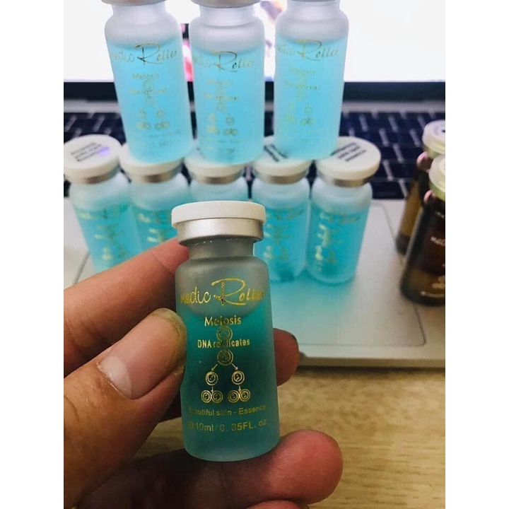 Serum dưỡng thâm màu xanh