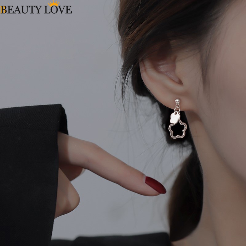 1 Đôi Bông Tai Hình Hoa Rỗng Bằng Bạc Thời Trang Nữ