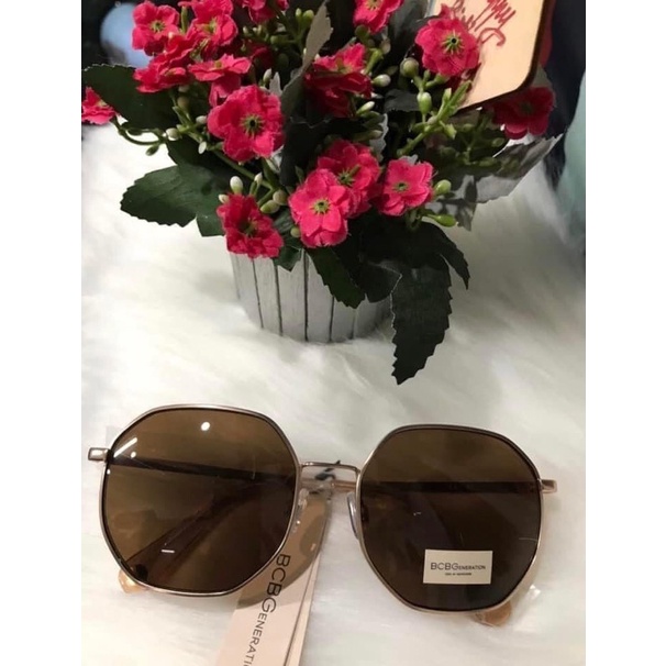 KÍNH MÁT THỜI TRANG NỮ - TRÒNG KÍNH LỤC GIÁC - HIỆU BCBG