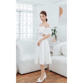 Váy xoè trễ vai