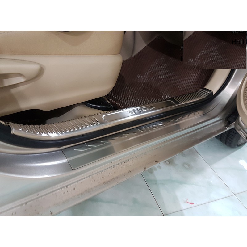 VIOS,Bộ 8 ốp bậc trong ngoài inox VIOS 2014-2020