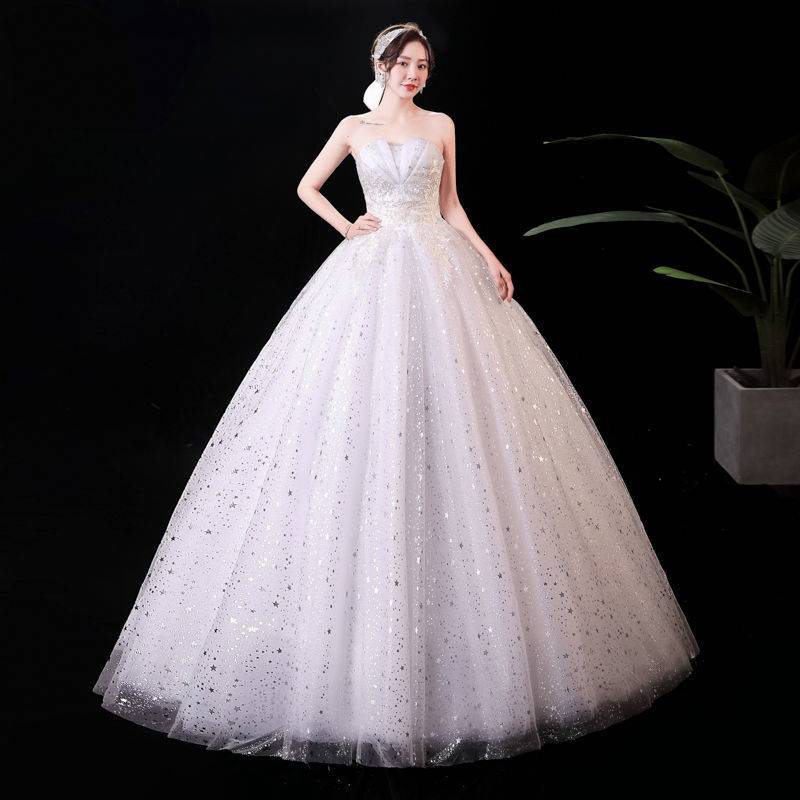 Đầm Cưới Cô Dâu Cúp Ngực Thêu Hoa Đính Kim Sa Lấp Lánh