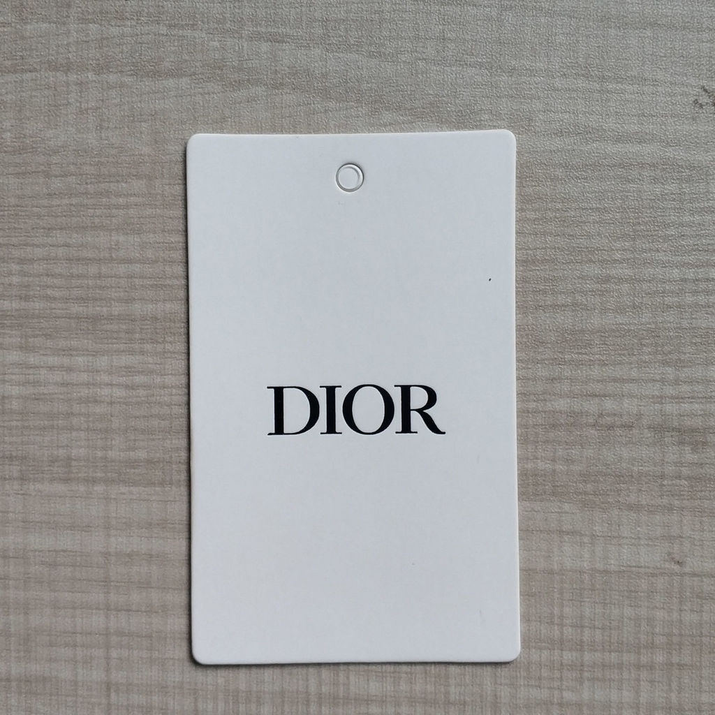 Nhãn Dán Quần Áo Hình Logo Thương Hiệu Đẹp Mắt Tiện Dụng