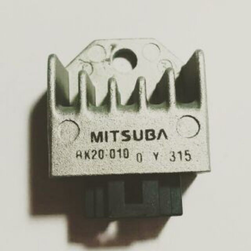 Cục sạc Dream Wave yamaha Luvias loại 1 exciter  135