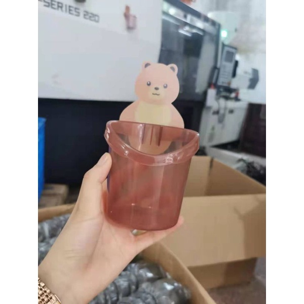 Cốc Gấu Dán Tường Để Bàn Chải Đánh Răng Hình Gấu , Có Lỗ Thoát Nước Tiện Lợi