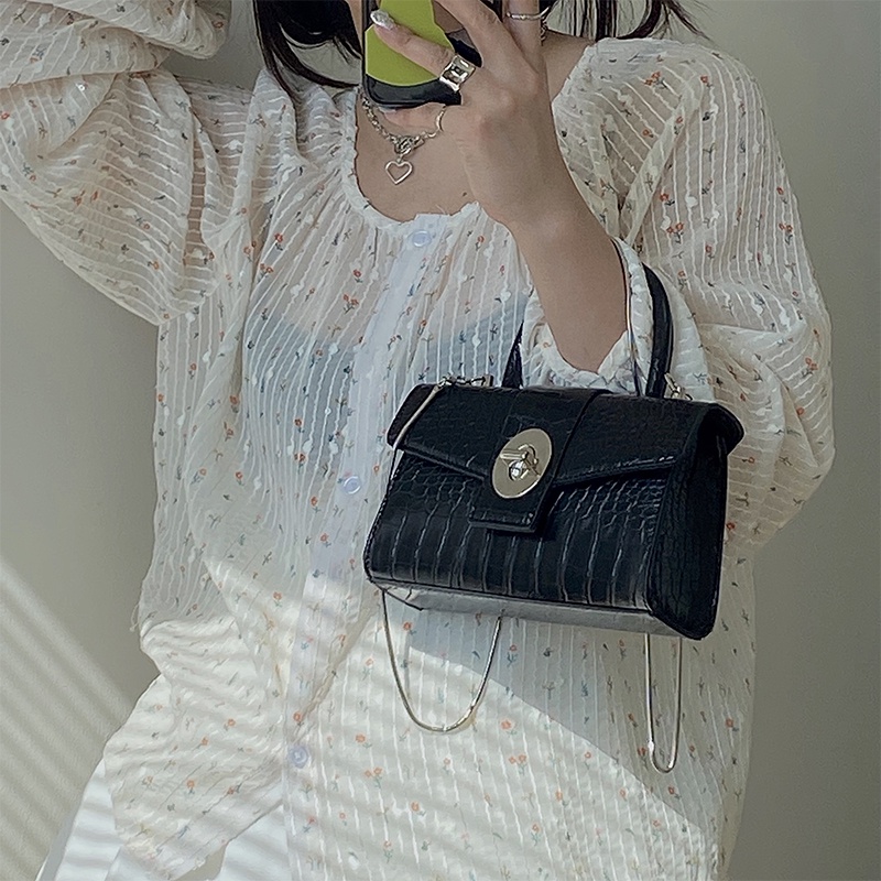 Túi Đeo Vai Dáng Vuông Nhỏ Vân Da Cá Sấu Thời Trang Cao Cấp Cho Nữ