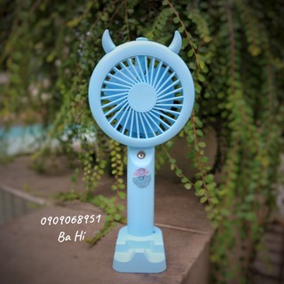 Quạt sạc mini phun sương cute có đèn