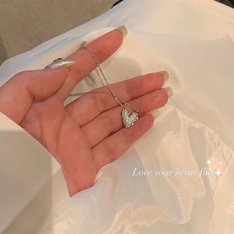 Vòng cổ Hợp Kim Mặt Hình Vỏ Sò Đính Đá Zircon Ngọc Trai Thời Trang Cho Nữ