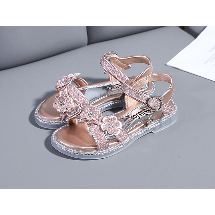 sandal bé gái size 26-36 da sắc ánh sang chảnh