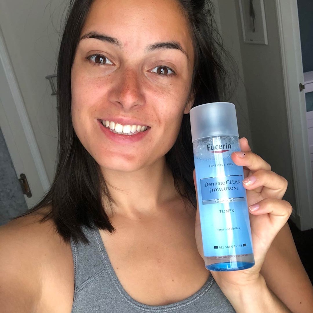 Nước Cân Bằng Eucerin Dưỡng Ẩm Cho Da Nhạy Cảm 200ml DermatoCLEAN Hyaluron Toner