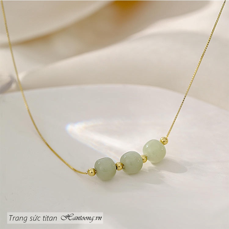 Dây chuyền nữ chất liệu titan không gỉ mặt đá bảo thạch xanh thiết kế thời trang nhẹ nhàng mẫu mới 2023