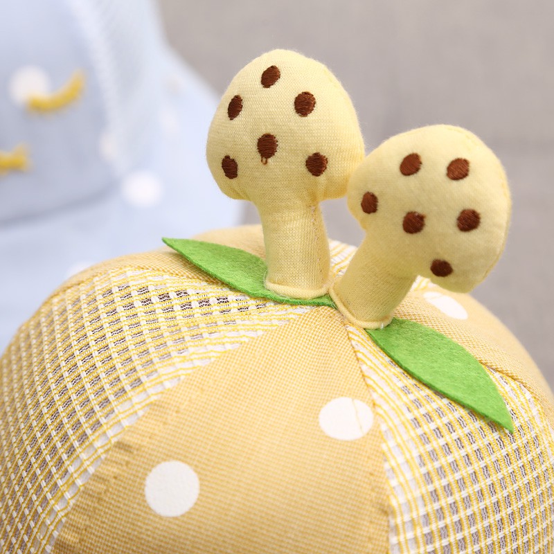 Nón vành trò tai nấm dễ thương có quai cho bé