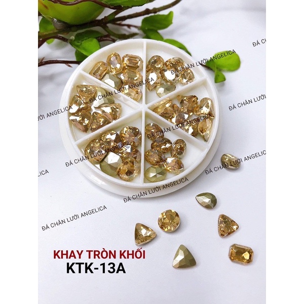 Đá khối đủ mẫu 1 set có 36 viên kèm khay
