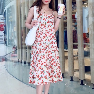Đầm maxi hai dây bèo lai