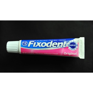 1 tuýp keo dán hàm giả 48h - Fixodent 68gram