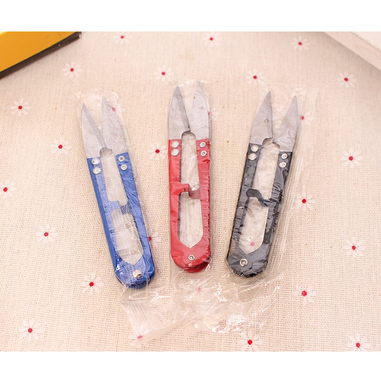 Kéo bấm chỉ, cắt chỉ - Kéo bấm chỉ thừa khi may vá