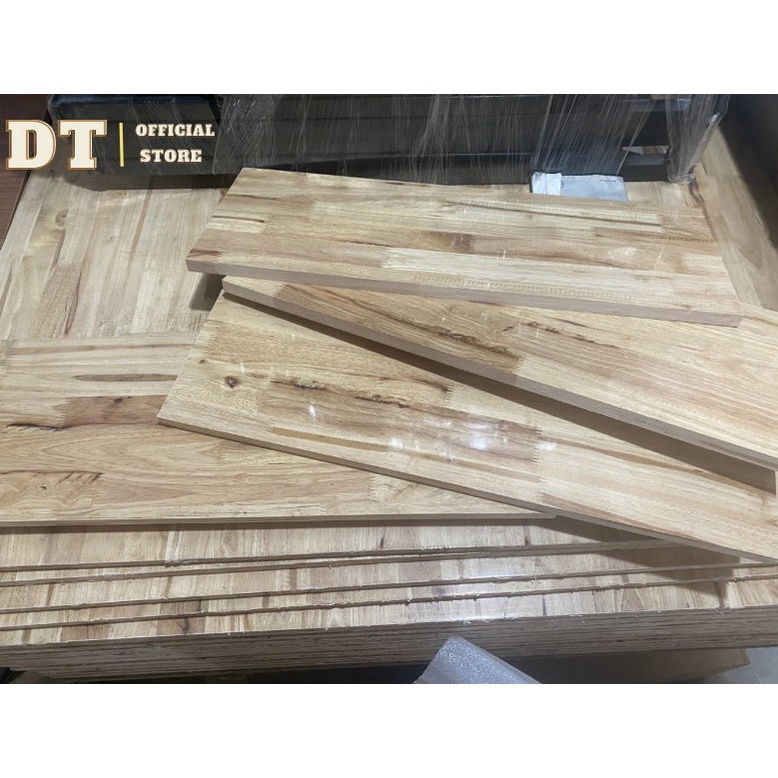 Ván gỗ tự nhiên làm kệ treo tường trang trí, decor