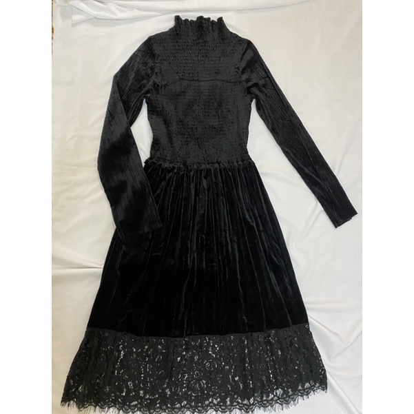 Đầm hàng si dành cho nữ. Đầm hàng si nhiều kiểu đa dạng