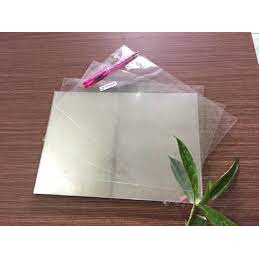Bìa kiếng A4 1,2mm Việt Nam (1 xấp 100tờ)