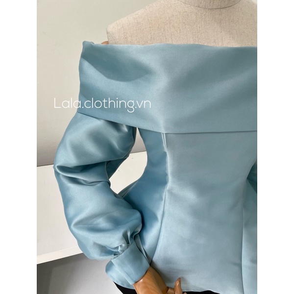 (SẴN) Áo tafta trễ vai dài tay M600