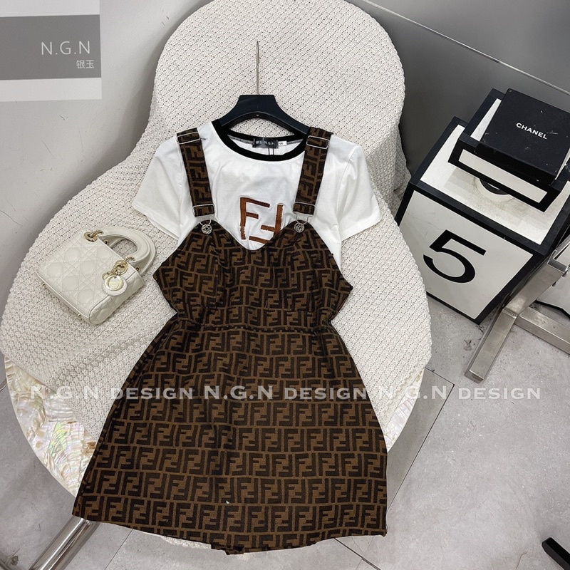 [SALE] Sét yếm FD kèm áo phông