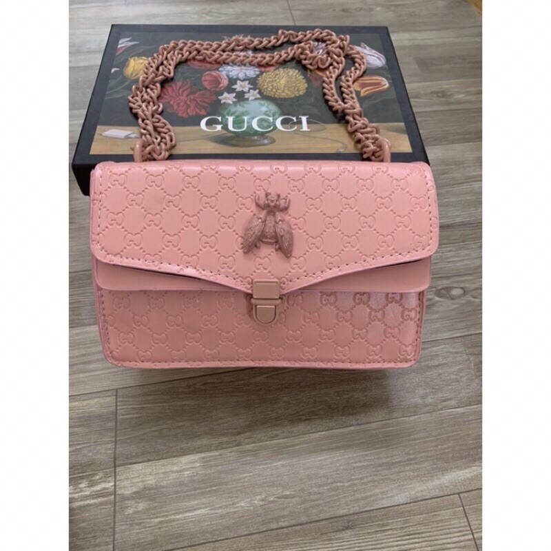 Túi xách nữ, Túi đeo chéo nữ họa tiết con ong Full dây màu túi - Kẹo Boutique | BigBuy360 - bigbuy360.vn