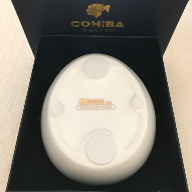 Gạt tàn cohiba
