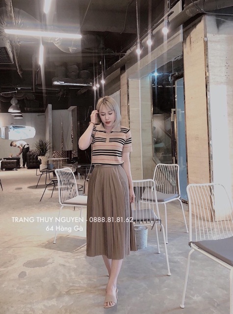 Áo len kẻ cổ bẻ sang chảnh