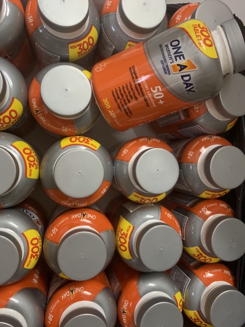 Viên uống trắng one a day nữ 50+ | Thế Giới Skin Care