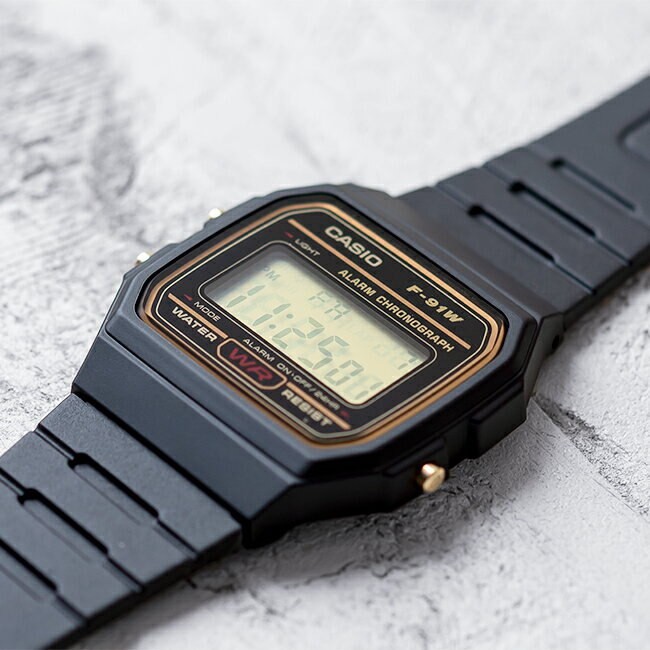 Đồng Hồ Casio Nam Dây Cao Su STANDARD F-91WG-9Q Chính Hãng