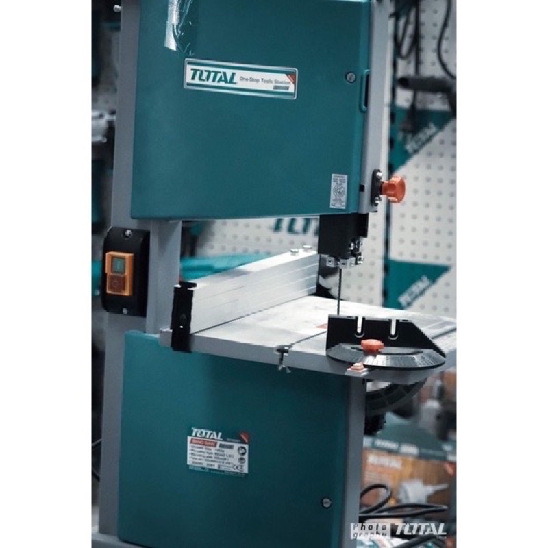 TOTAL Máy cưa bàn 350W TS730301