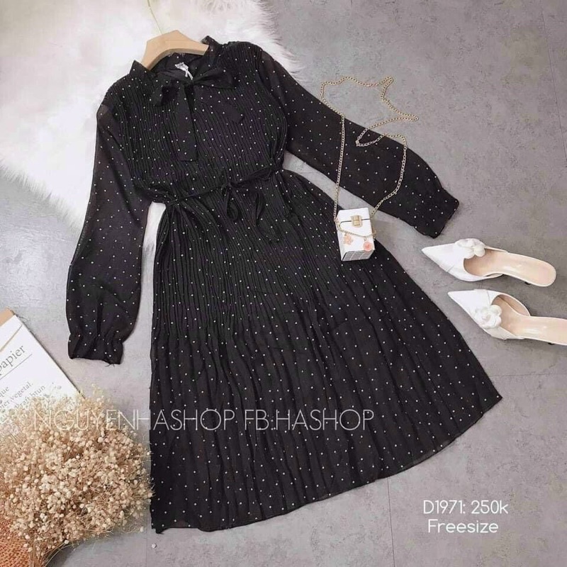 Váy bầu voan dập ly dáng dài rộng