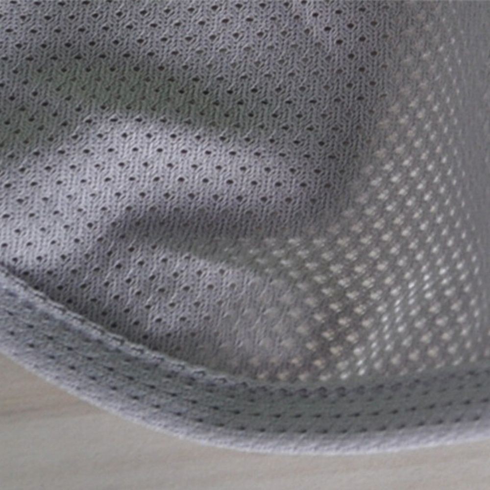 Mũ rộng vành chống nắng khi leo núi tiện dụng