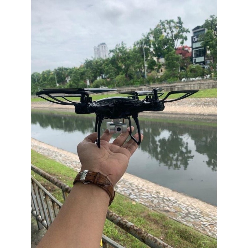 Flycam F82 - Đột phá công nghệ trong phân khúc flycam tầm trung